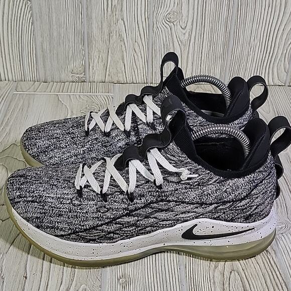Nike Lebron 15  Low EP Ashes Black and White Sneakers Mens Size 8